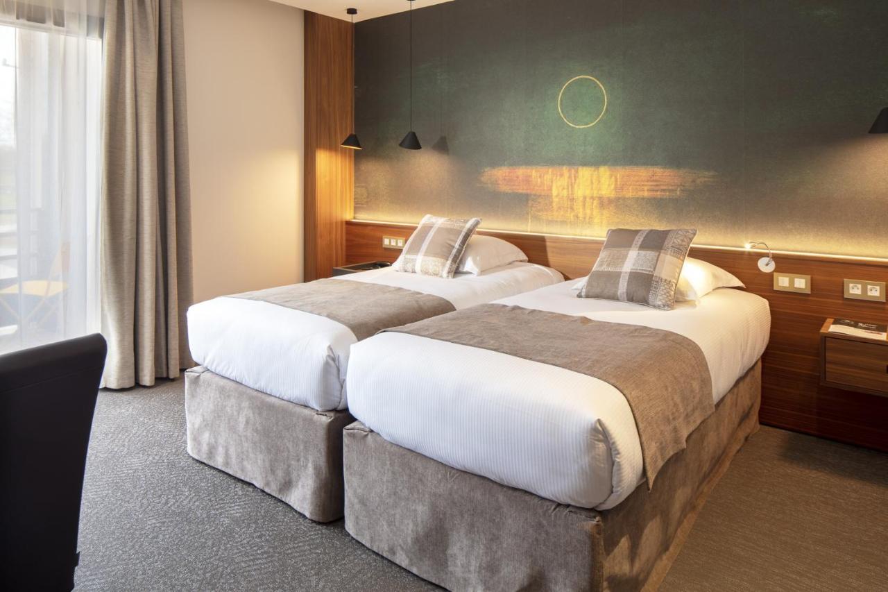 Logis Auberge Les Murets Hotel Restaurant Spa Chandolas Bagian luar foto