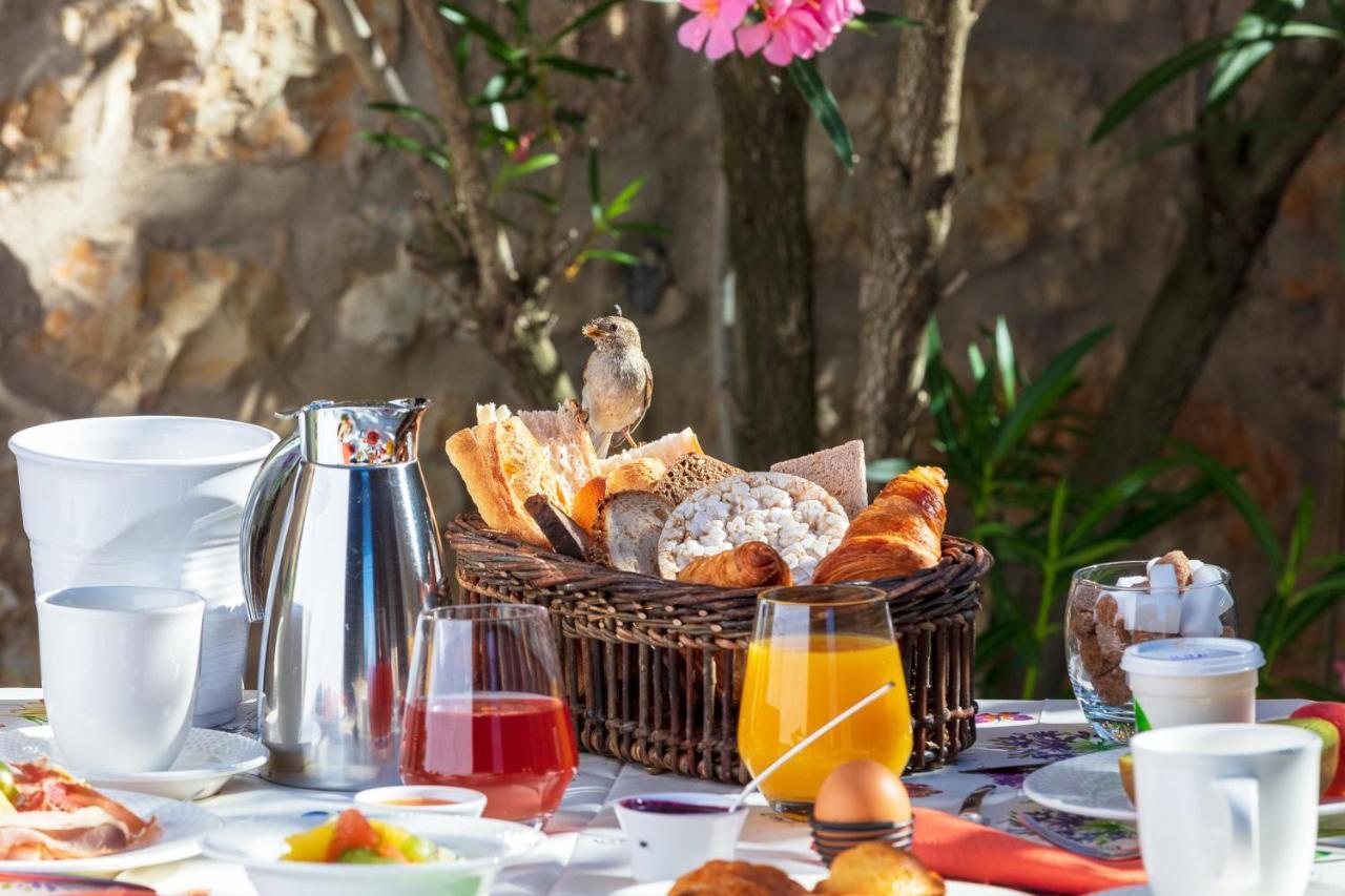 Logis Auberge Les Murets Hotel Restaurant Spa Chandolas Bagian luar foto