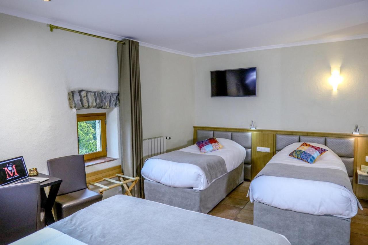 Logis Auberge Les Murets Hotel Restaurant Spa Chandolas Bagian luar foto