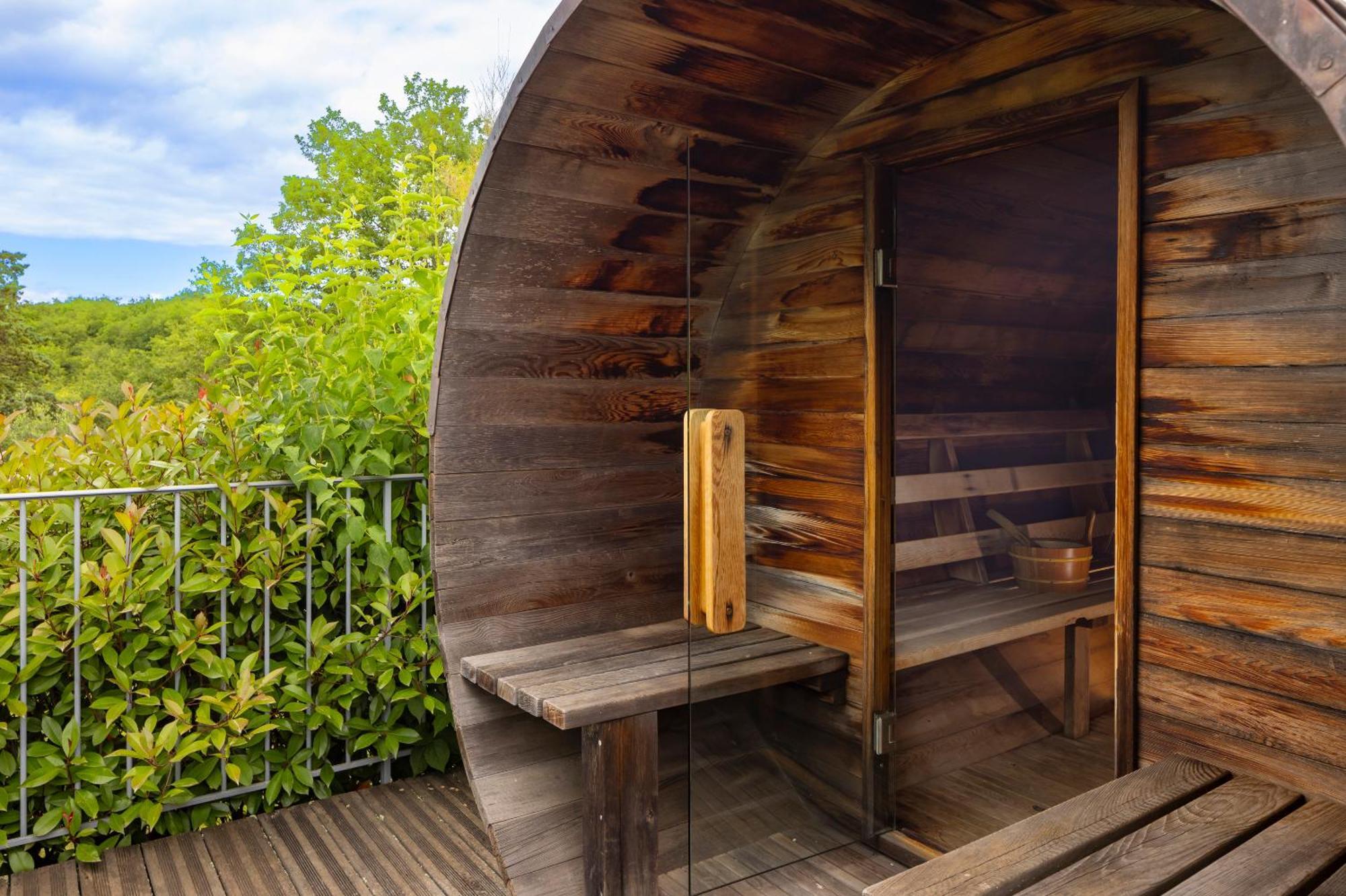 Logis Auberge Les Murets Hotel Restaurant Spa Chandolas Bagian luar foto