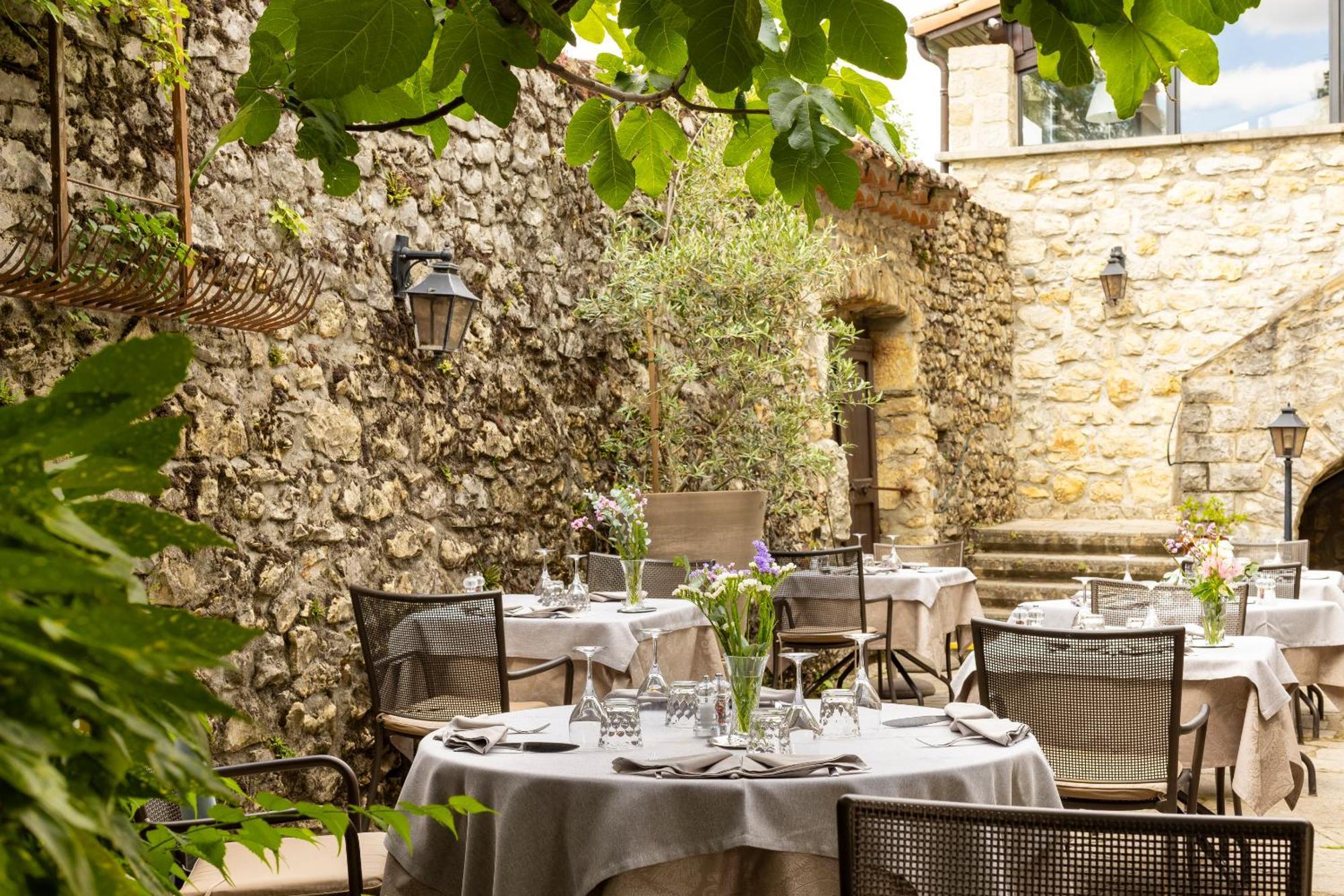 Logis Auberge Les Murets Hotel Restaurant Spa Chandolas Bagian luar foto